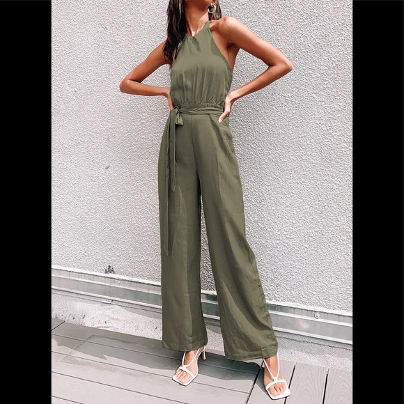 Lulu’s Olive Green Jumpsuit - Picture 1 of 7